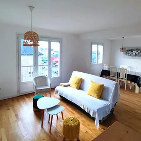 Apartment 76m2 Lumineux Centre Garage Prive 3ieme Etage Sans Ascenseur *